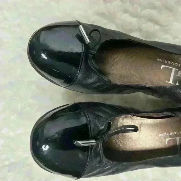 AGL Black Leather Bow Cap Toe Block Heel Pumps Shoes. - Picture 5 of 8